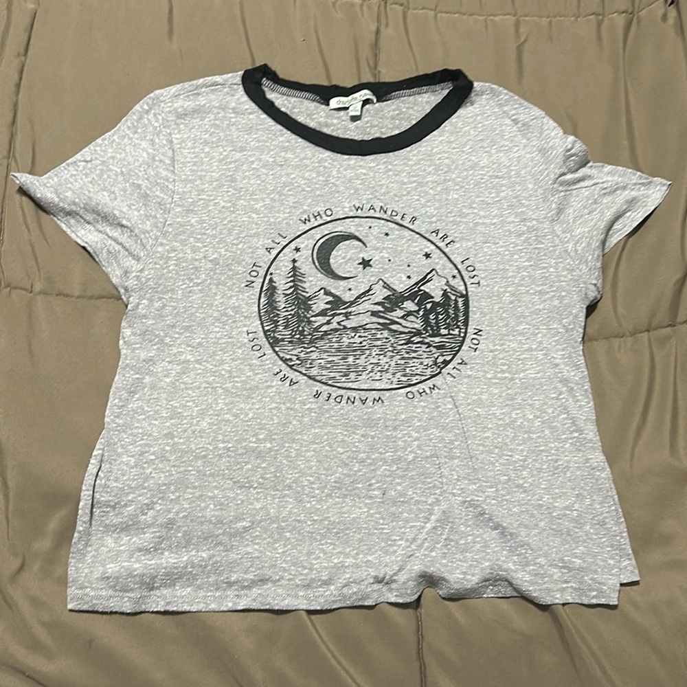 Charlotte Russe Graphic Tee. Size Medium.